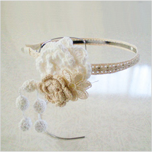 Headband with flowers made by cotton