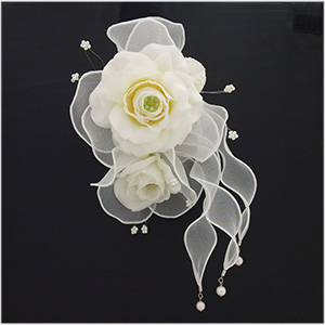 Floral decoration(White)