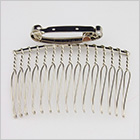 Wire comb with a clip